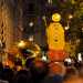 ...la statua rimane sulla caravella sino a sera, quando viene portata per lultima processione in Piazza del Ferrarese...
